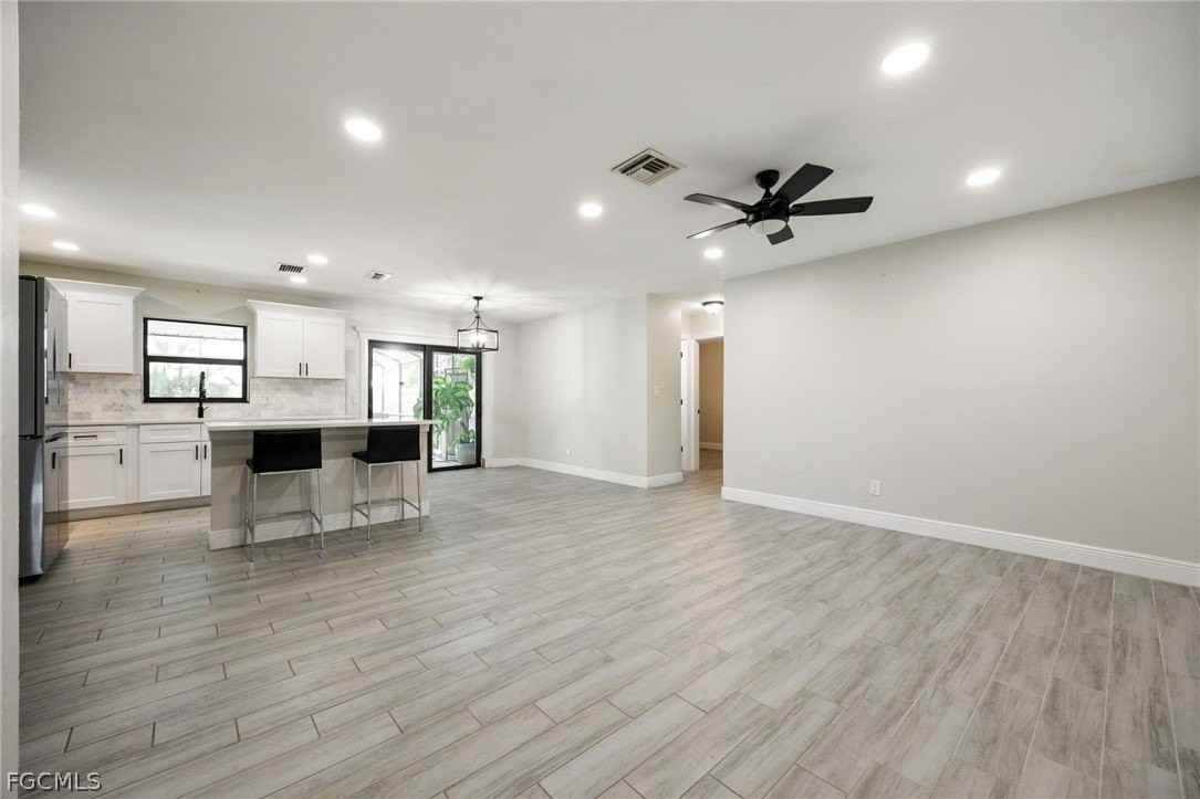 1432 Se 11th St - Photo 4 of 45