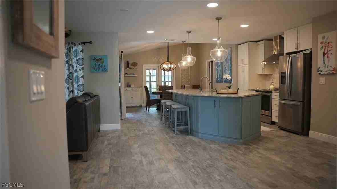 13226 Winsford Ln - Photo 4 of 25