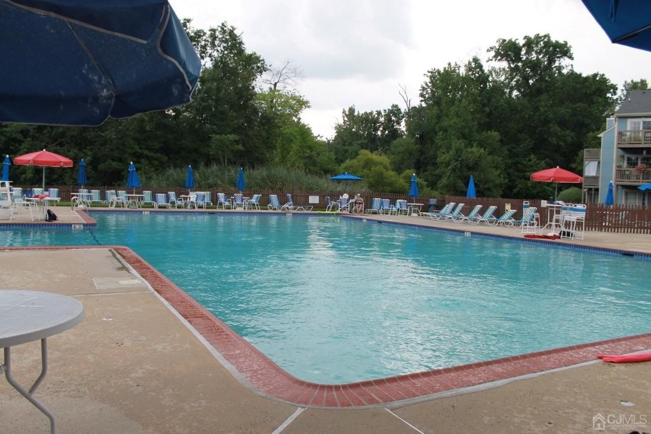 5091 Beech Ct - Photo 5 of 8