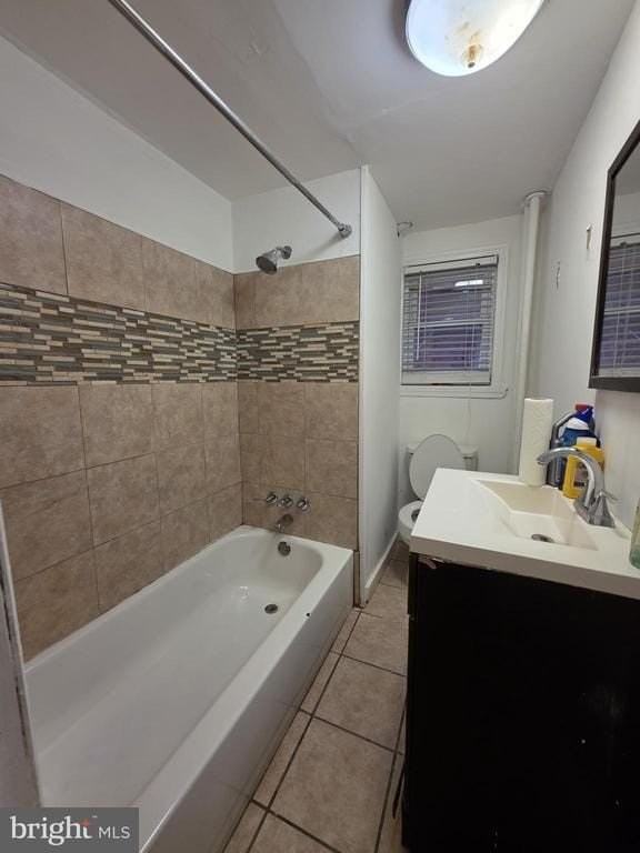 4910 Chestnut St #1F - Photo 3 of 5