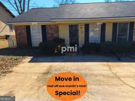 featured image of 102 Peachtree Ct