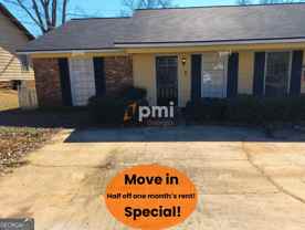 102 Peachtree Ct - Photo 1 of 1