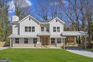 featured image of 3784 Pine Needle Dr