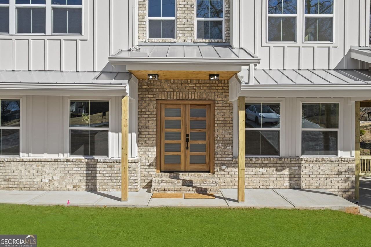 3784 Pine Needle Dr - Photo 4 of 50