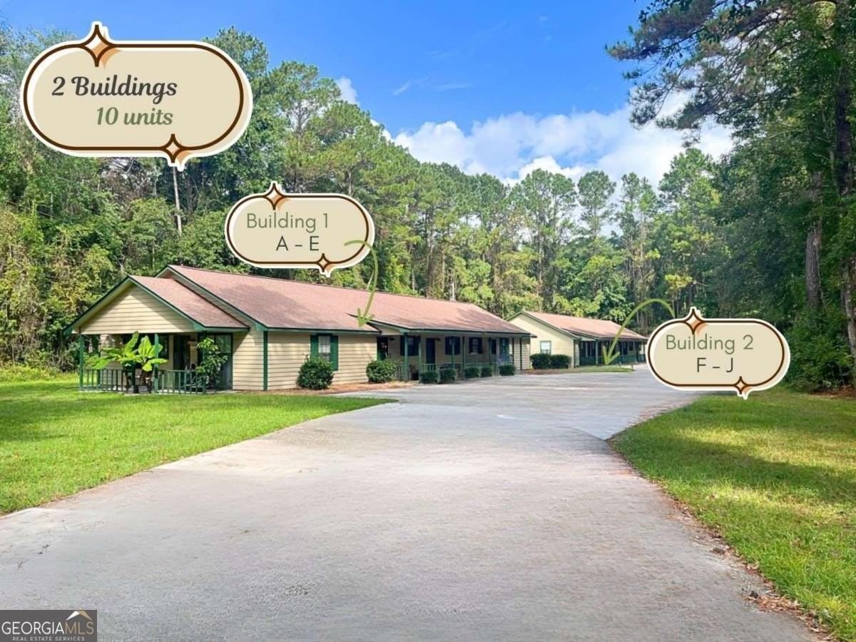 200 N West St Apt D - Photo 2 of 20