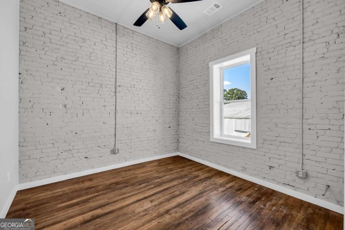 86 S Forest Ave #C - Photo 6 of 17