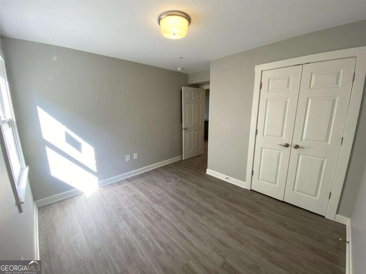 95 N Jackson St #4 - Photo 6 of 7