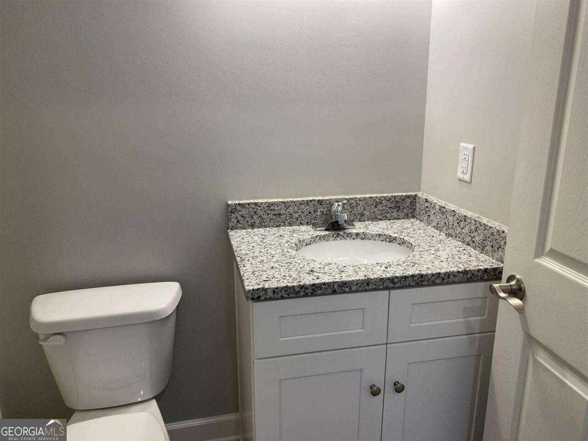 95 N Jackson St #4 - Photo 7 of 7