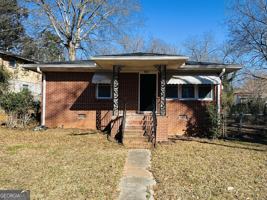 featured image of 50 Lone Oak St