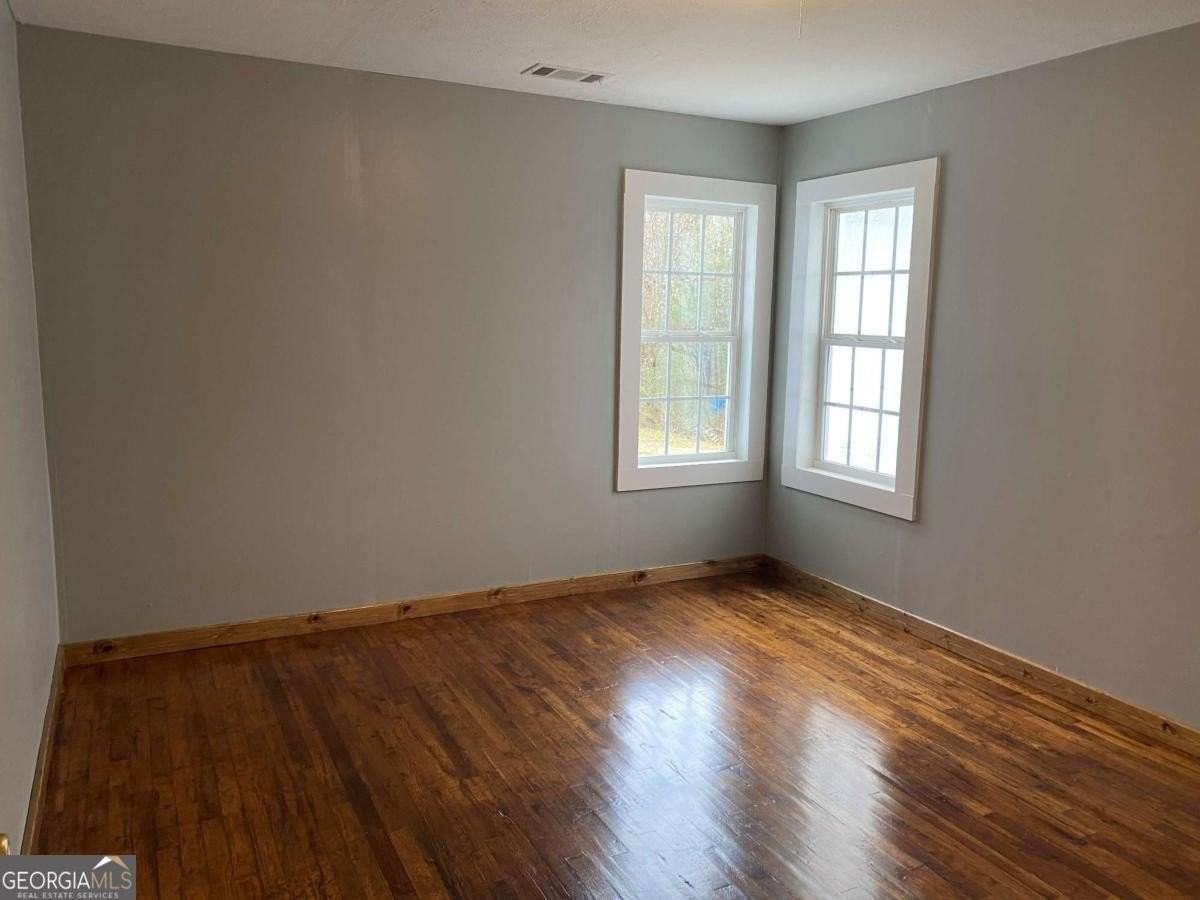 2629 Carl Dr - Photo 5 of 8