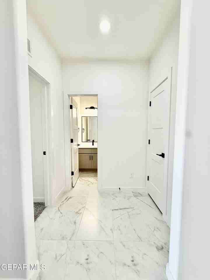 15052 Destination Ave - Photo 6 of 46