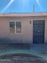 623 Ne Davis St - Photo 1 of 1