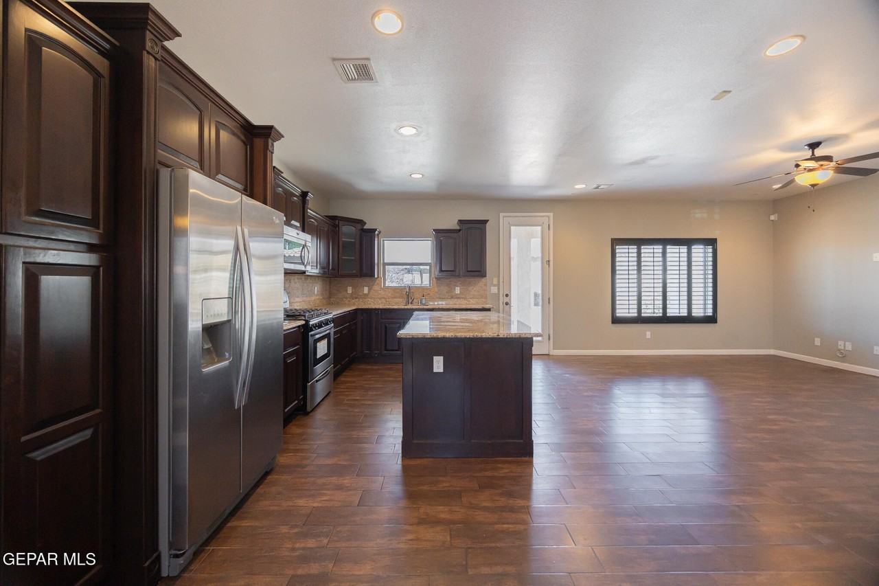 12941 Immanuel Vista Dr - Photo 4 of 26