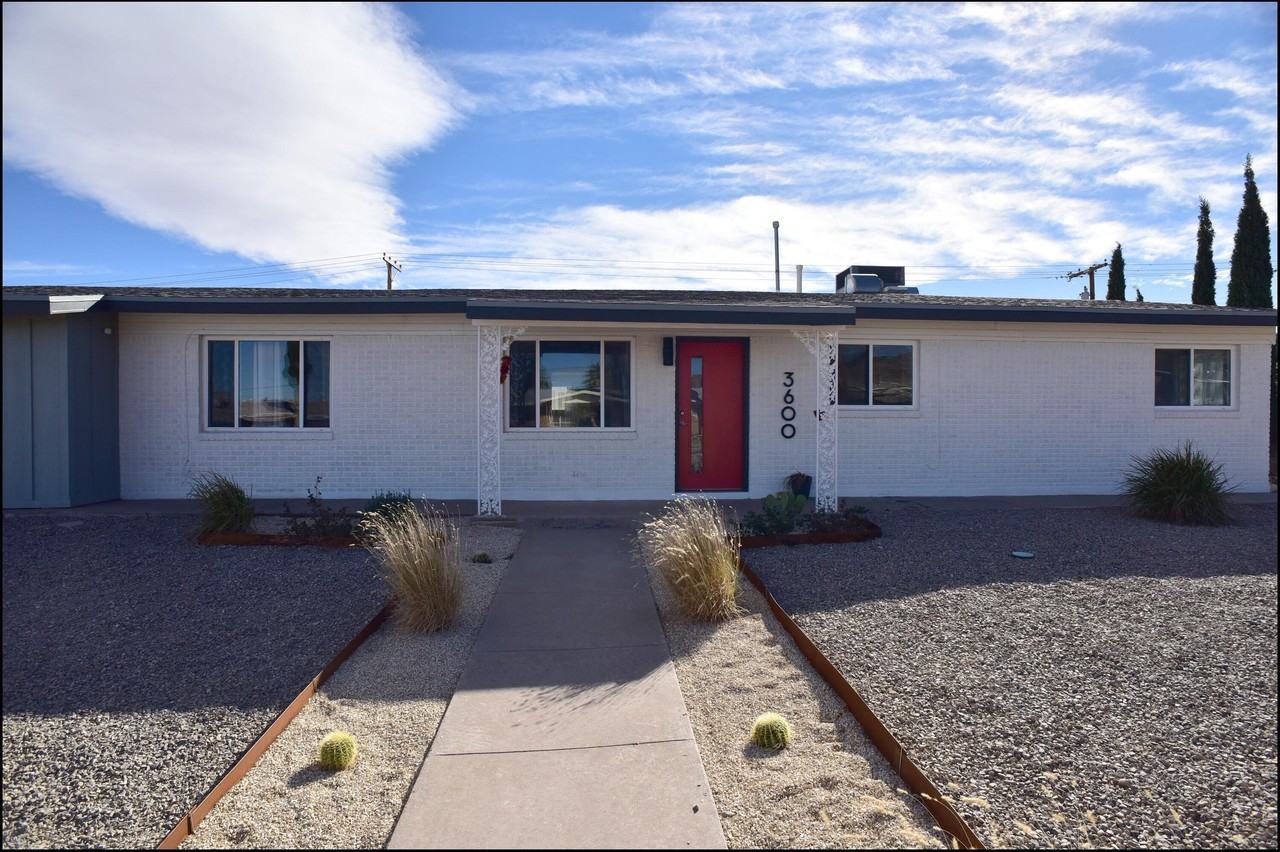 3600 Volcanic Ave - Photo 3 of 49