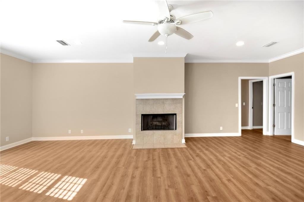 161 Huntington Cir - Photo 4 of 24