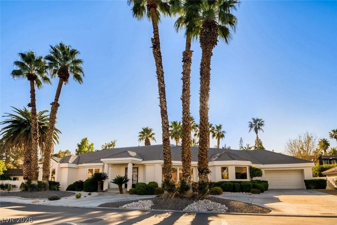 212 Dalmatian Ln - Photo 2 of 30