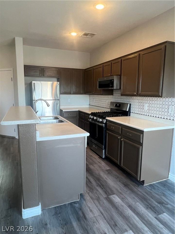 6528 Marco Vista Ave - Photo 2 of 9