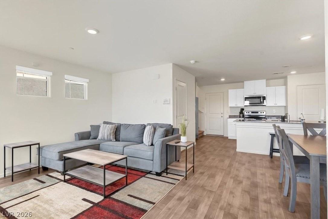 1115 Meadow Sparrow Pl - Photo 3 of 16