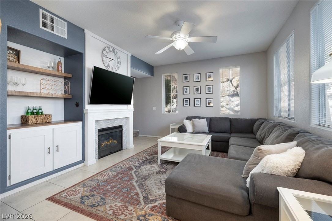 3975 Palm Beach St #102 - Photo 5 of 28