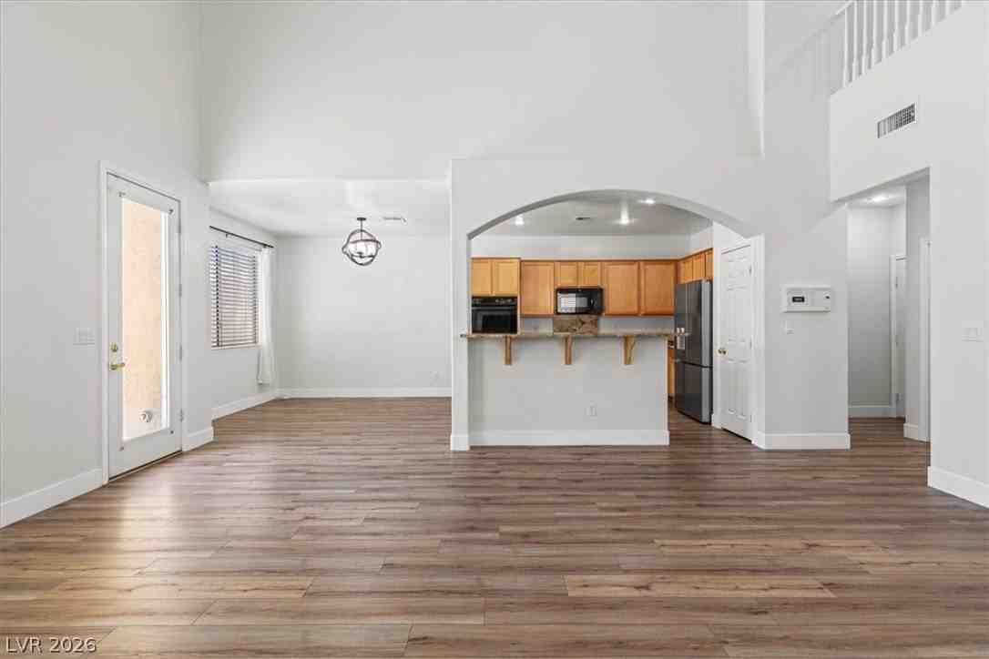 4905 Pounding Surf Ave - Photo 6 of 36