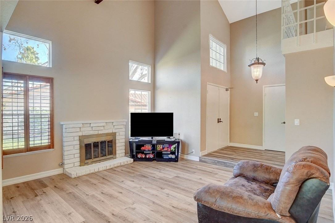 2408 El Cortez Ave - Photo 6 of 50