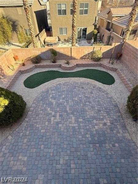 7042 Azure Beach St - Photo 2 of 21