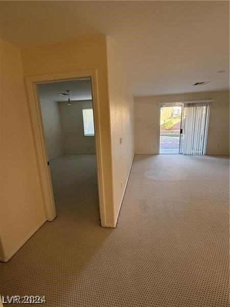 7042 Azure Beach St - Photo 5 of 21