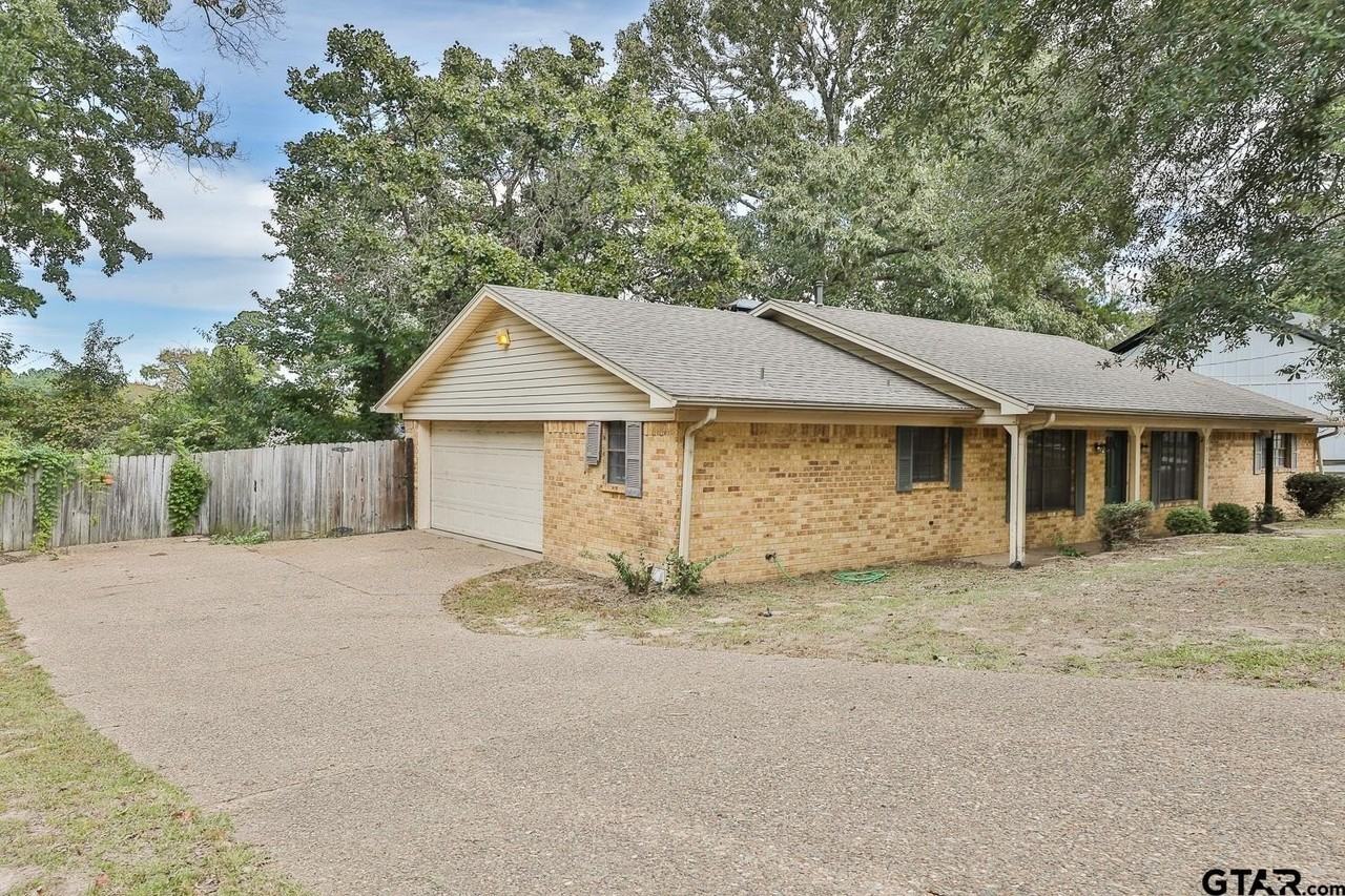 3916 Wakefield Dr - Photo 5 of 25