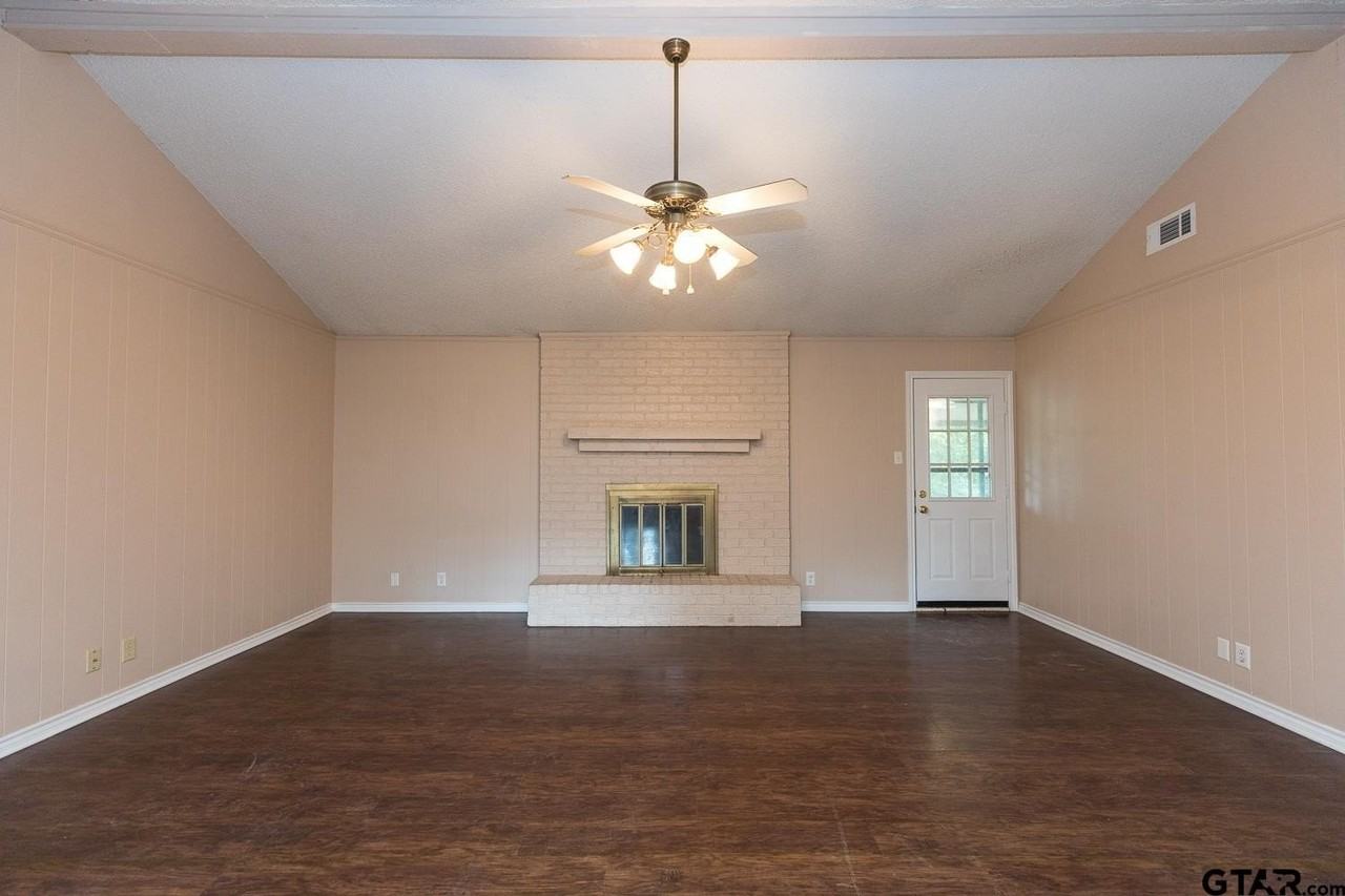 3916 Wakefield Dr - Photo 7 of 25