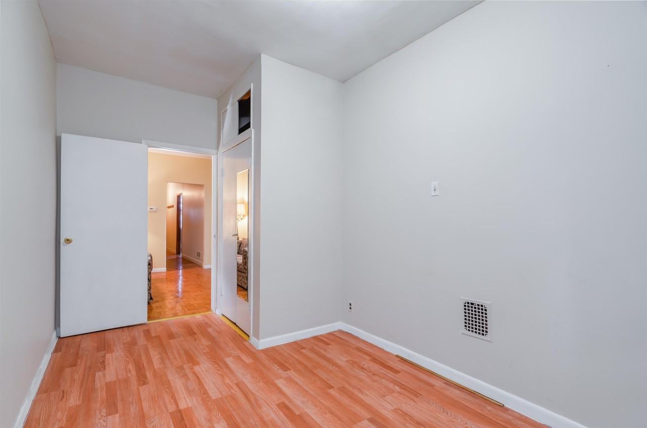 1234A John F Kennedy Blvd #1 - Photo 6 of 15