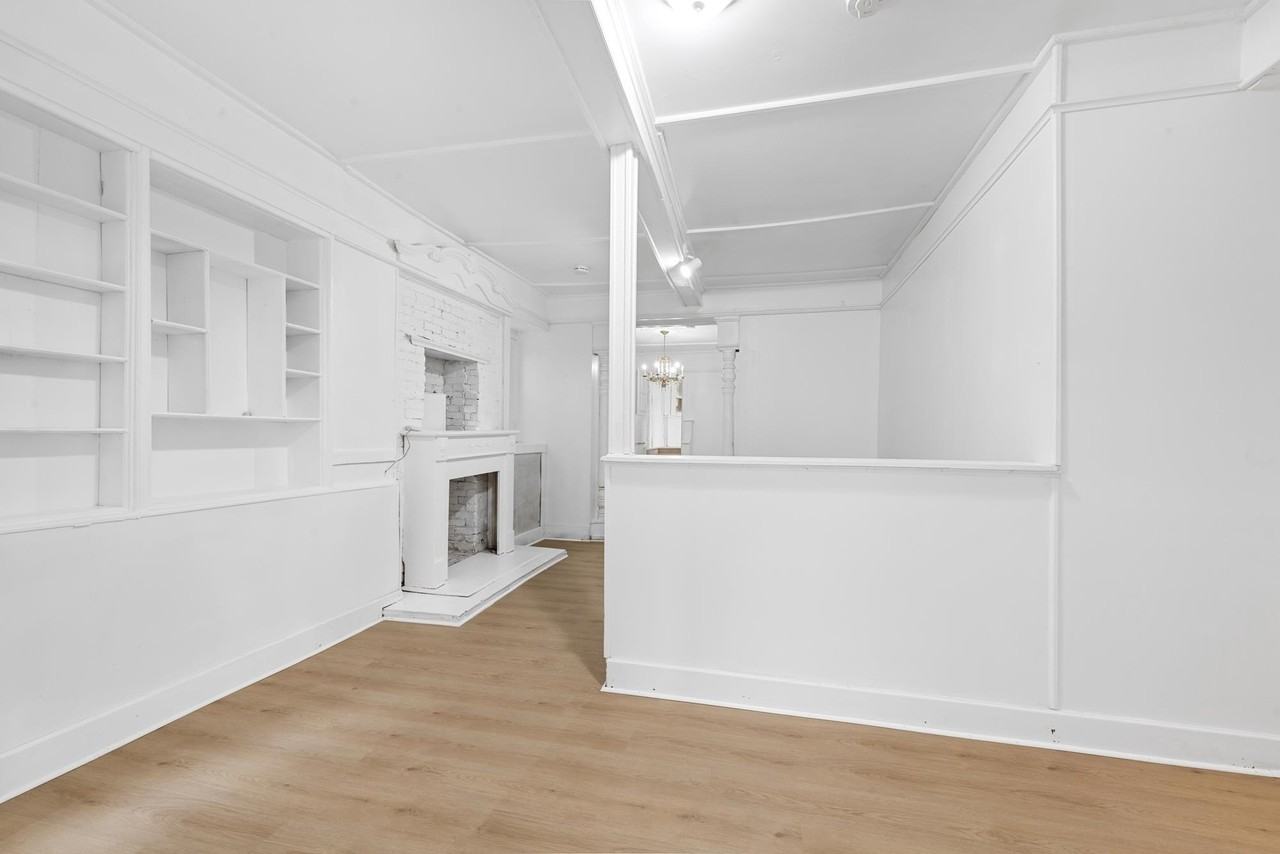 319 5th St #1 - Photo 5 of 14