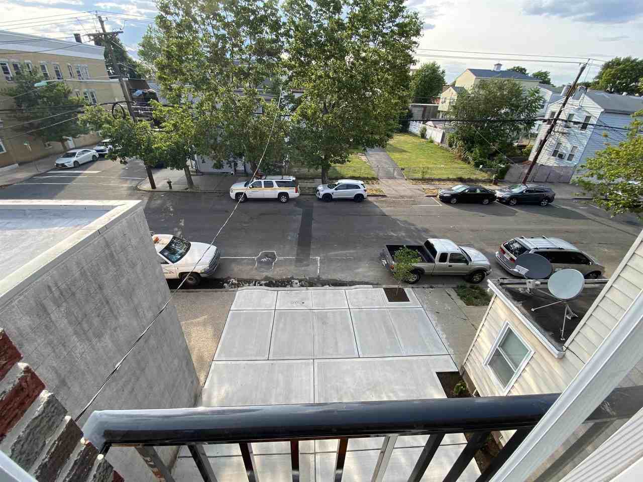 176 Avenue F #2 - Photo 7 of 43