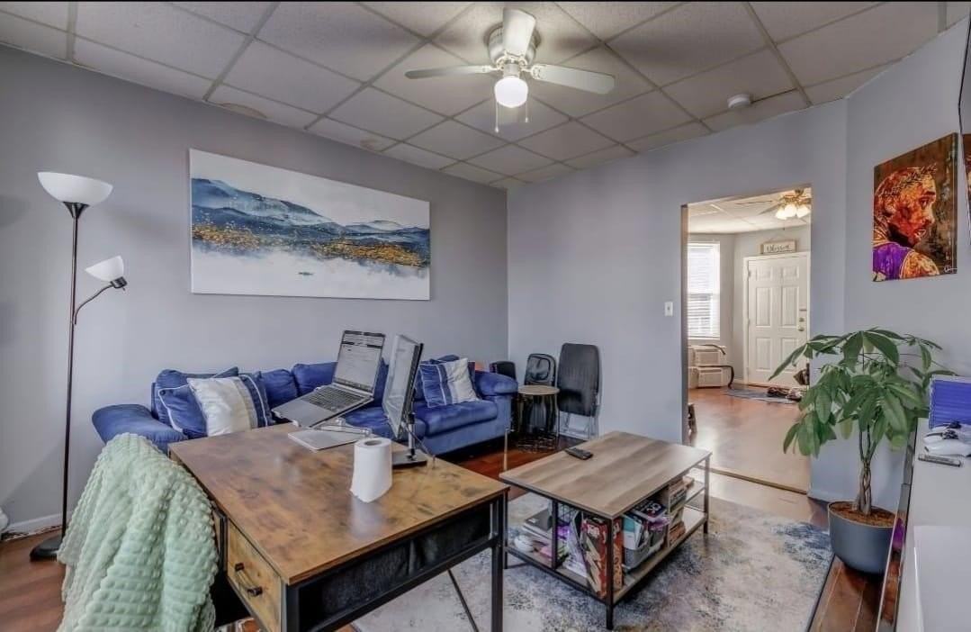 128 W 20th St #2R - Photo 5 of 9