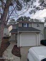 featured image of 208 Bracken Pl