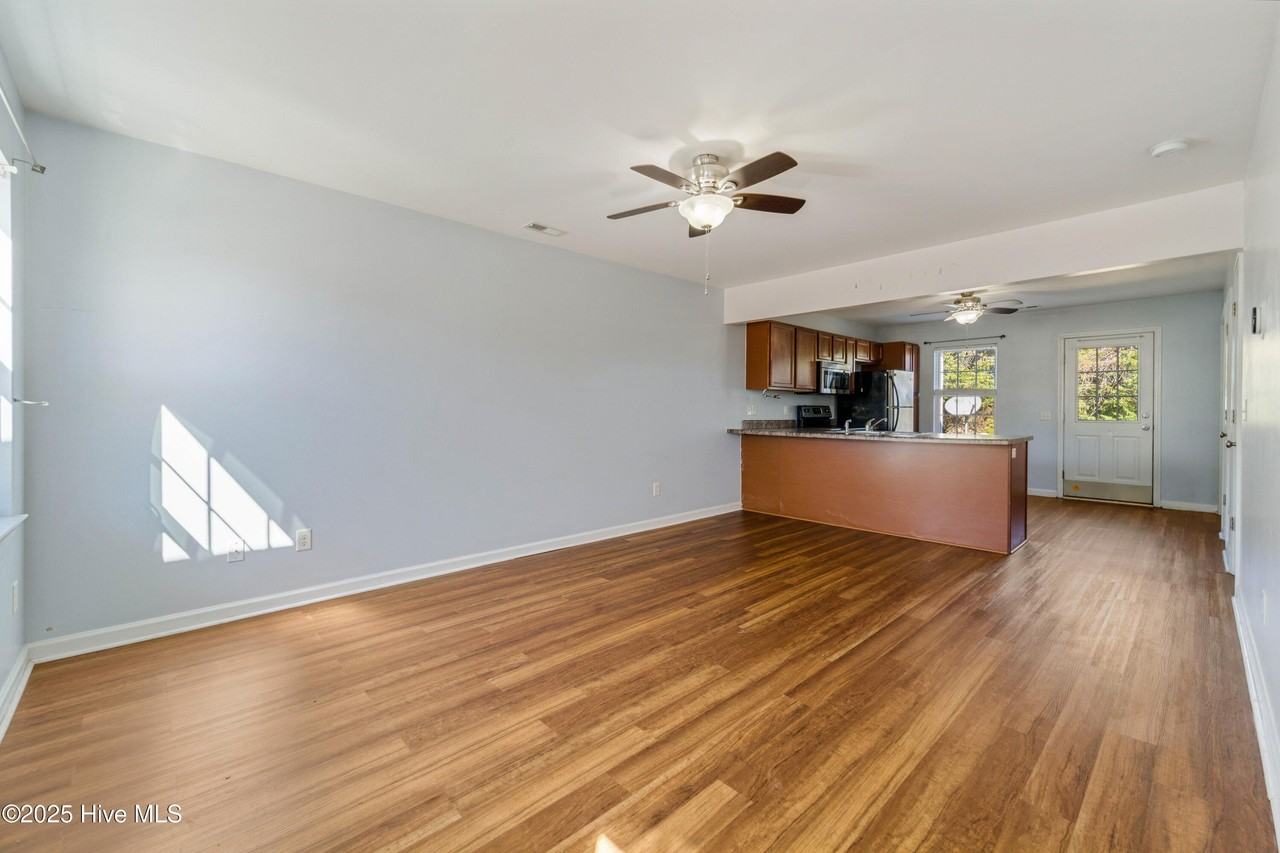 203 Lanieve Ct Unit 12 - Photo 2 of 20