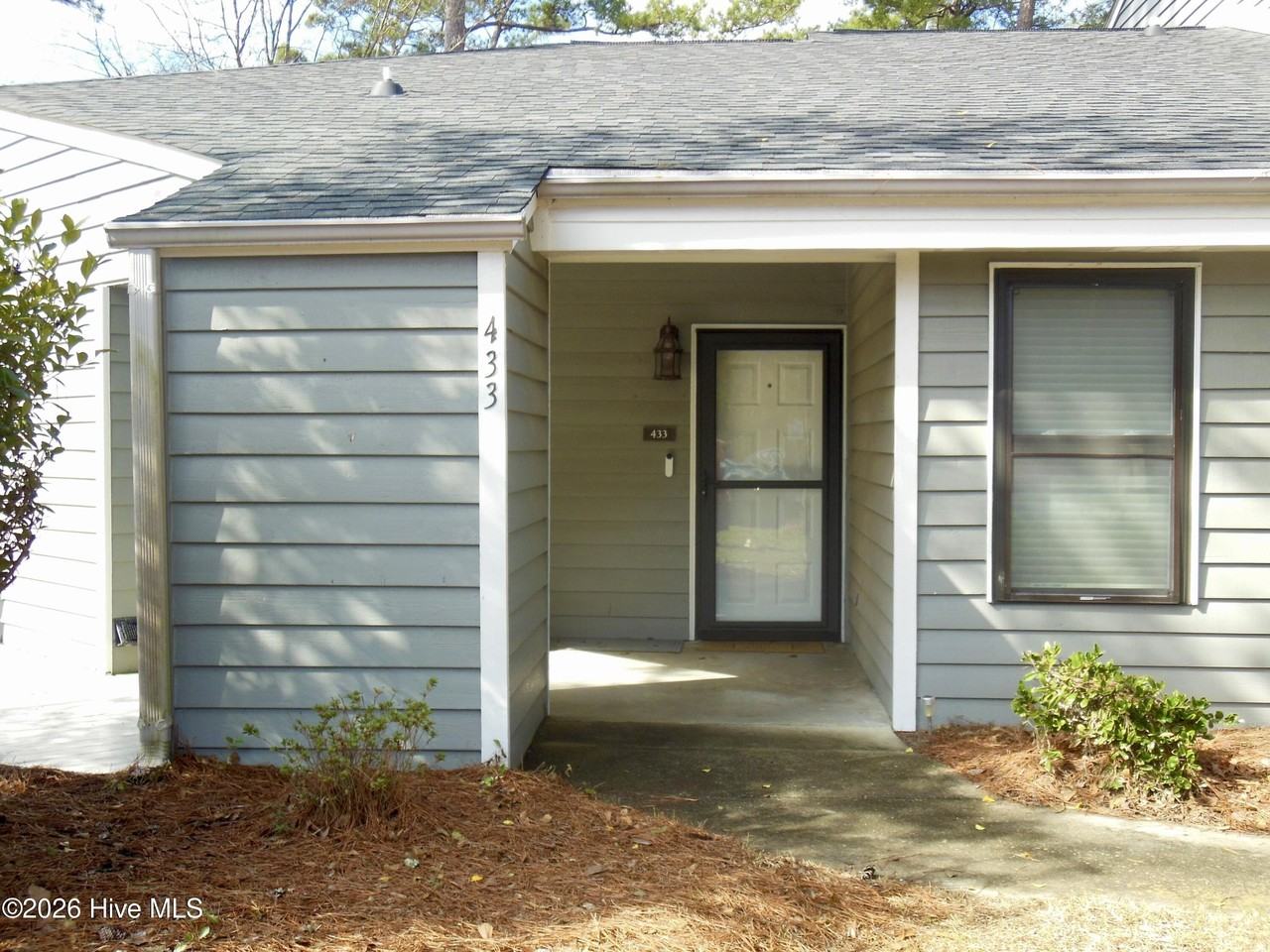 724 Azalea Dr Unit 433 - Photo 2 of 16