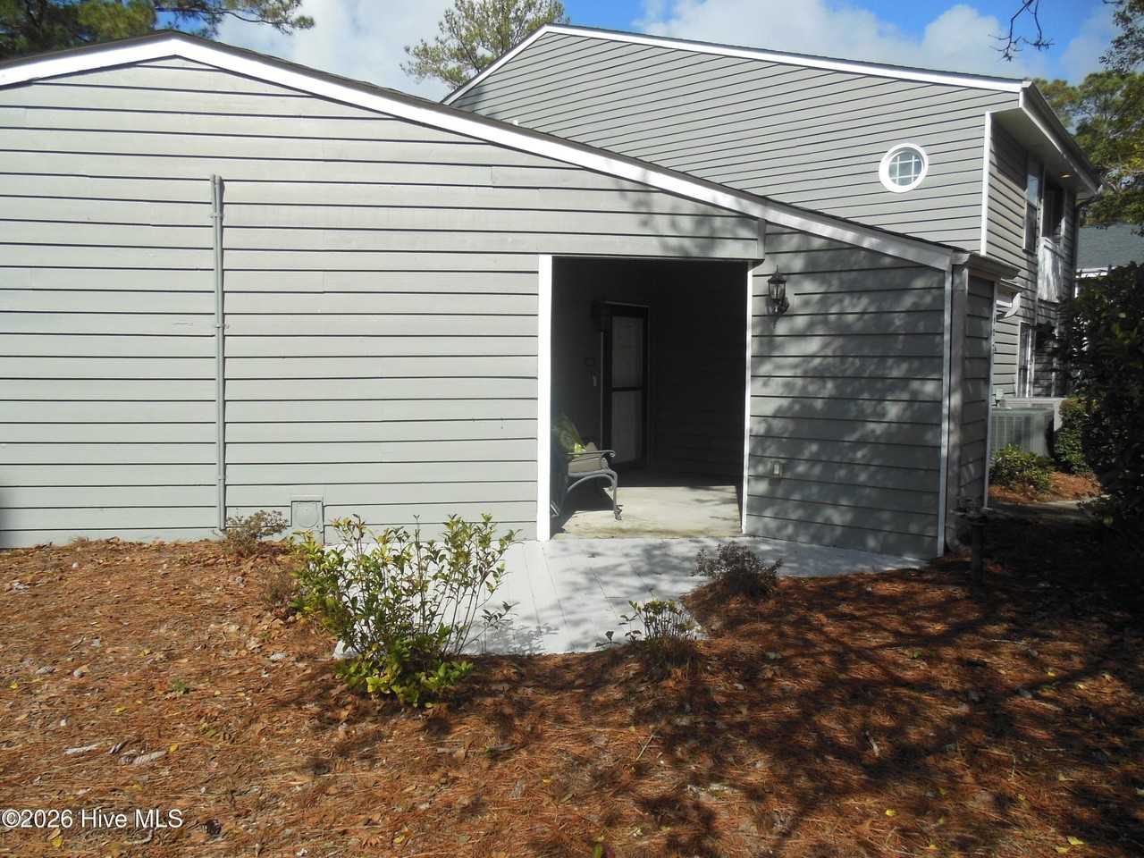 724 Azalea Dr Unit 433 - Photo 4 of 16