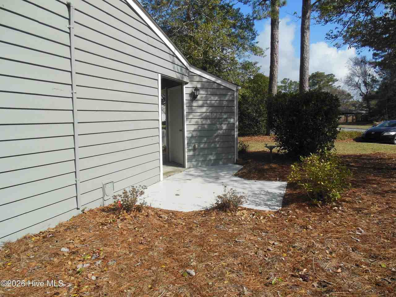 724 Azalea Dr Unit 433 - Photo 5 of 16