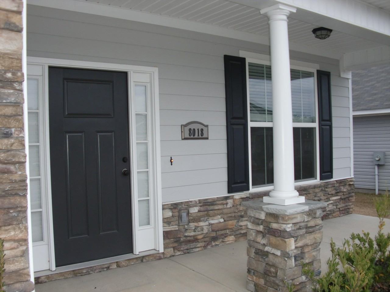 8018 Crawley St - Photo 3 of 13