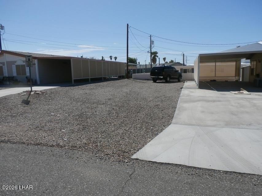 2560 James Dr - Photo 2 of 19