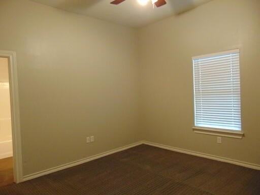 1712 23rd St Apt B - Photo 6 of 9