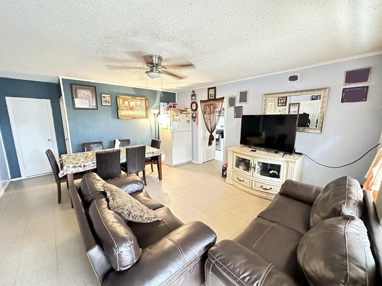 3212 Pecan St - Photo 4 of 12