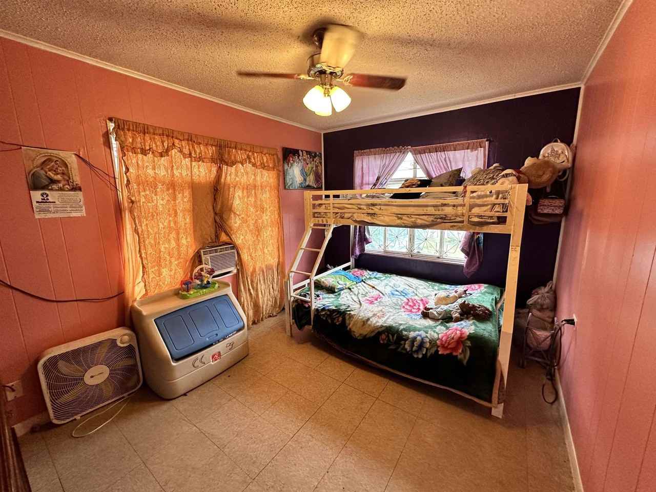 3212 Pecan St - Photo 7 of 12