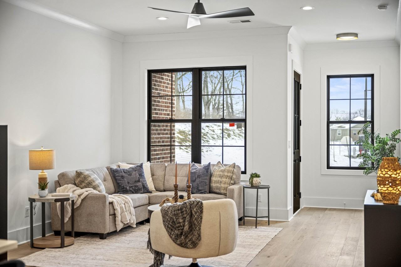 4161 Cocos Way - Photo 4 of 48