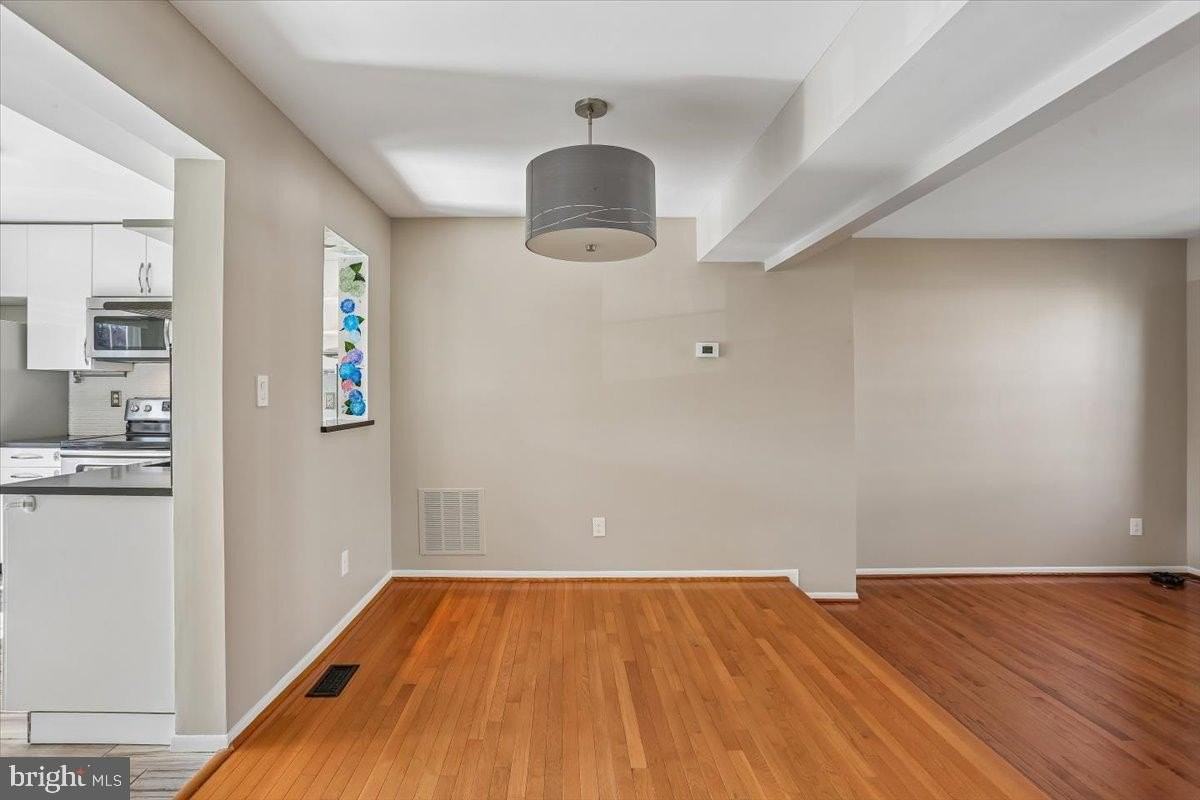 3 Cinzano Ct - Photo 6 of 28