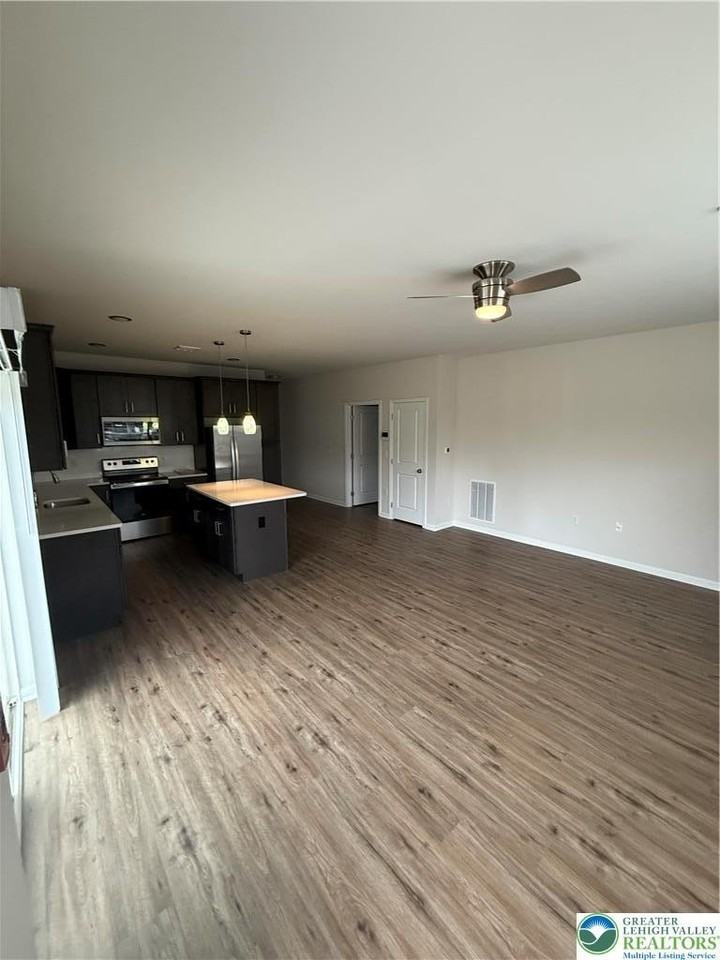 1036 Blake St Apt 101 - Photo 5 of 12