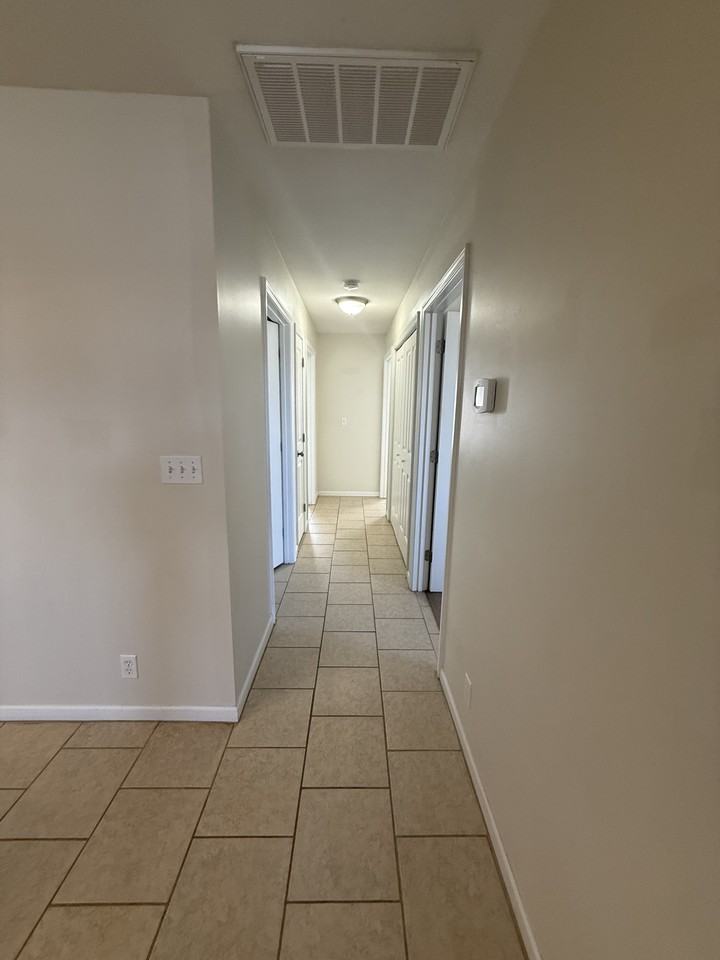 1108 Kimmy Ln #B - Photo 6 of 12