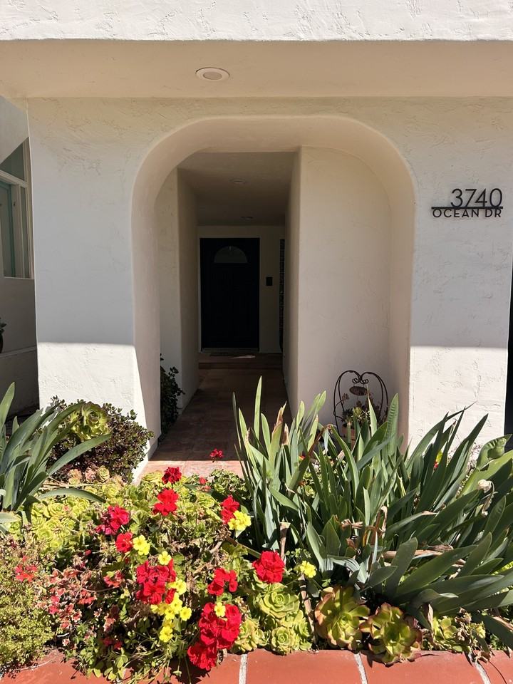 3740 Ocean Dr #1 - Photo 2 of 38