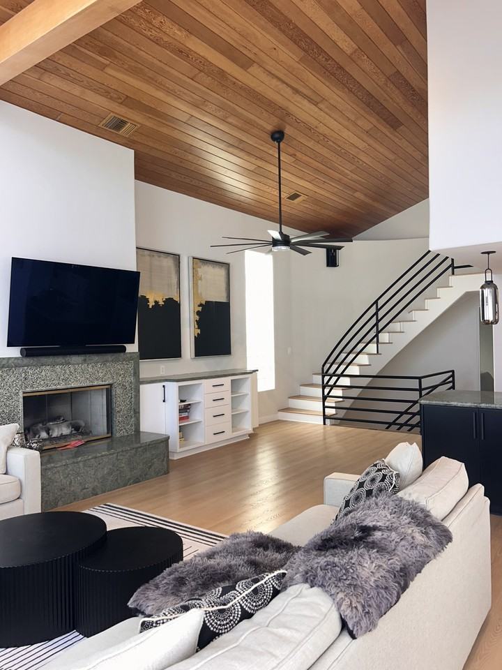 3740 Ocean Dr #1 - Photo 6 of 38