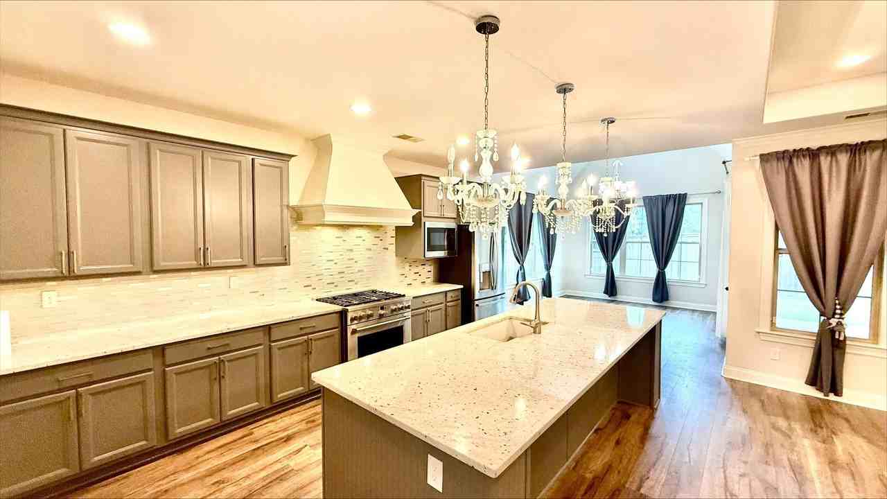 10012 Adagio Cv - Photo 7 of 30